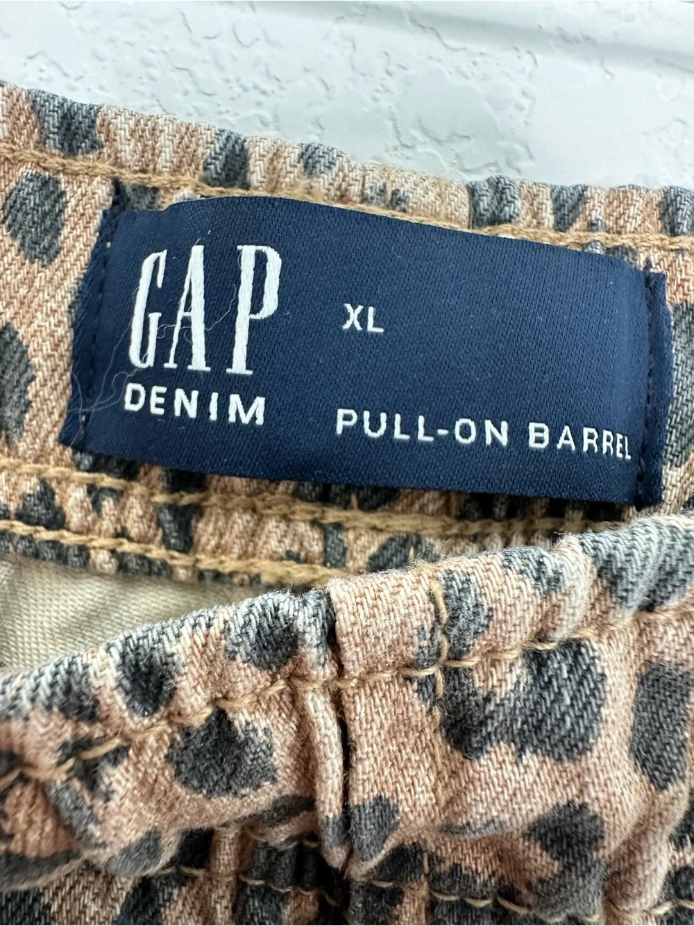 Gap Denim Pull-On Barrel Pants Leopard Print Cropped XL NWOT NWT 100% Cotton - Picture 3 of 10